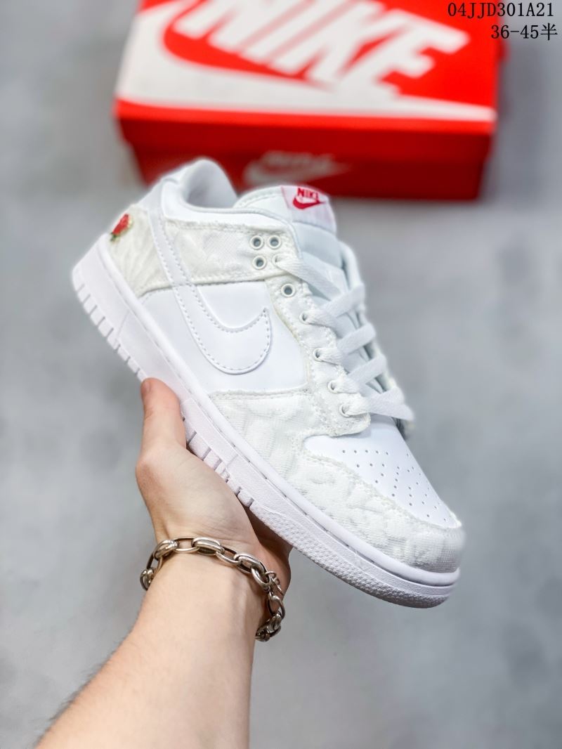 Nike Dunk Shoes